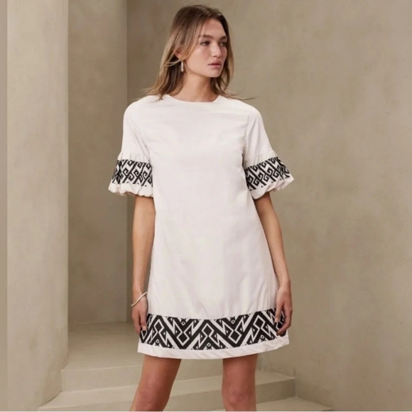NWT BR Factory Embroidered-Sleeve Mini Dress in Cream - Picture 1 of 8